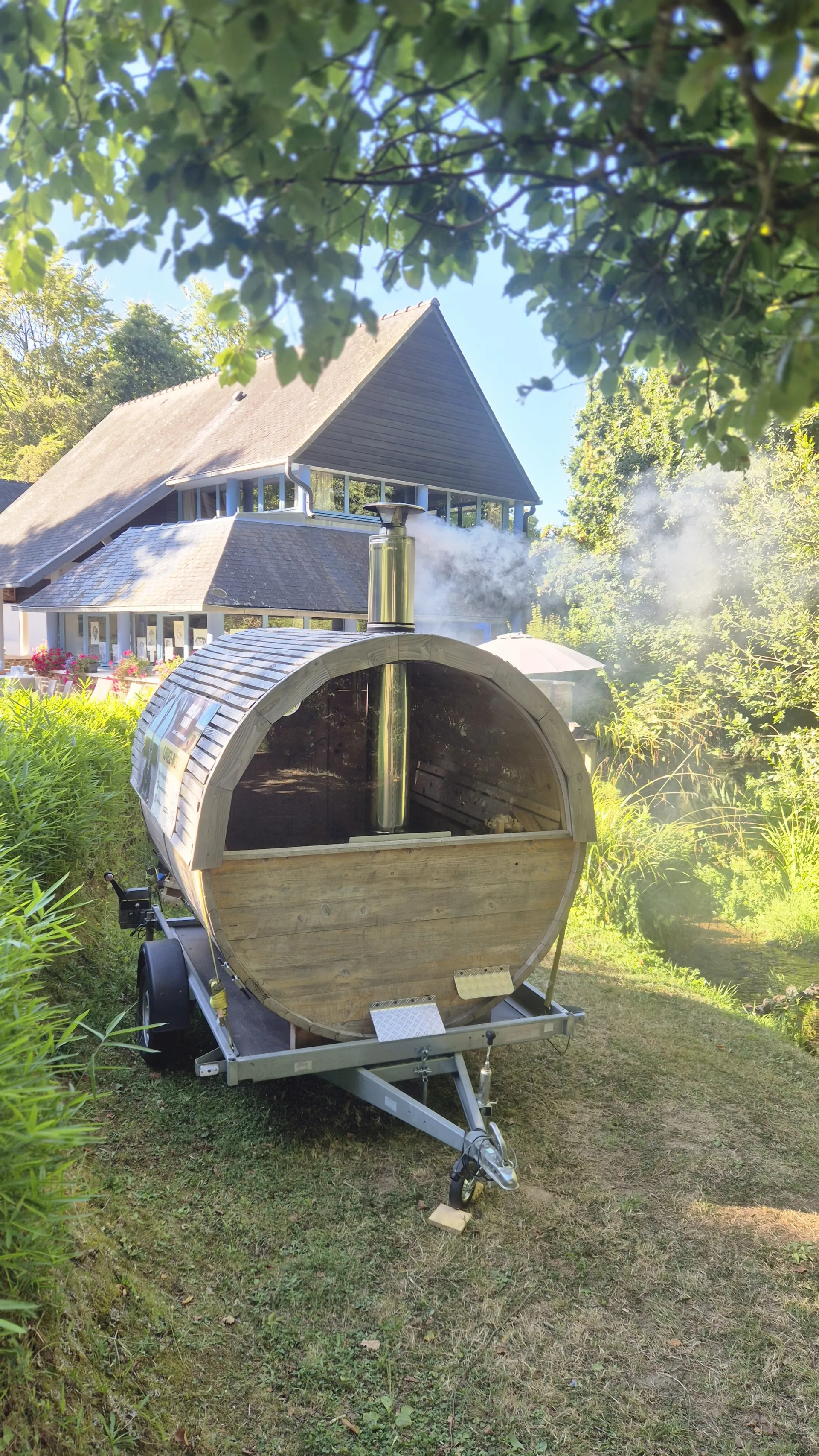 Location d'un sauna mobile au feu de bois